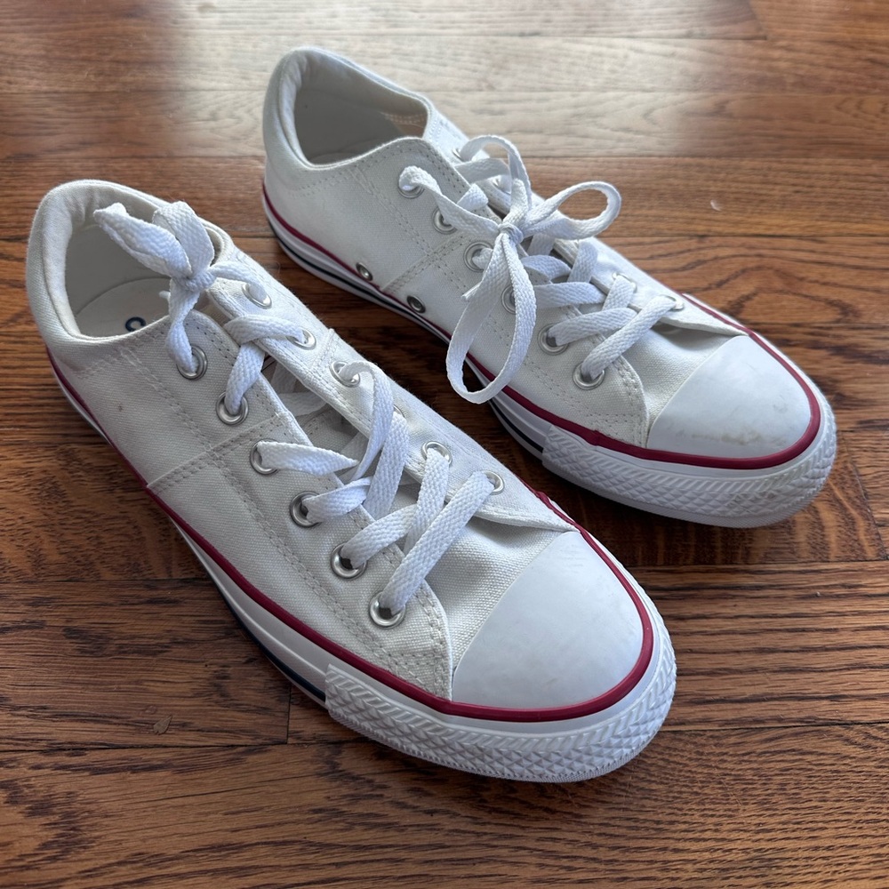 Converse sneakers - woman’s 8.5